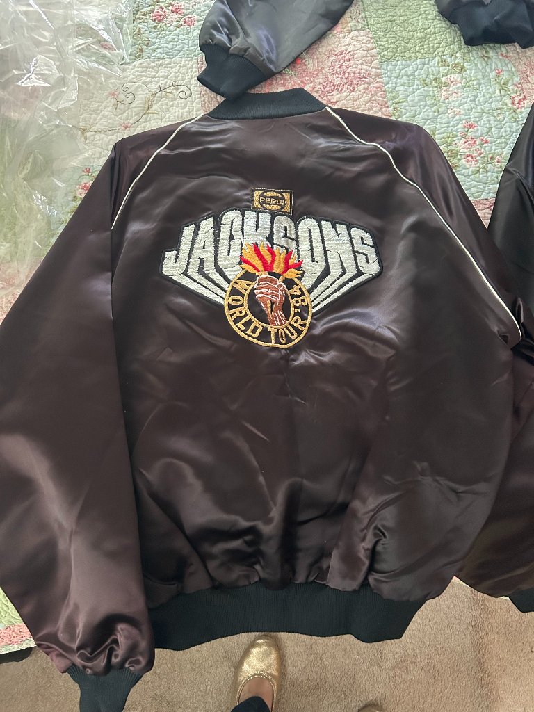 Never Been Worn Michael Jackson 1984 Victory World Tour Satin Jackets In Size L